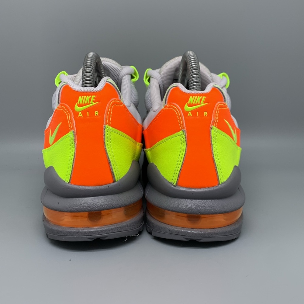 Nike‎ Airmax 95 GS Vast Grey Volt Running Shoes Men’s Sz 6Y Women’s Sz 7.5 - Picture 3 of 10